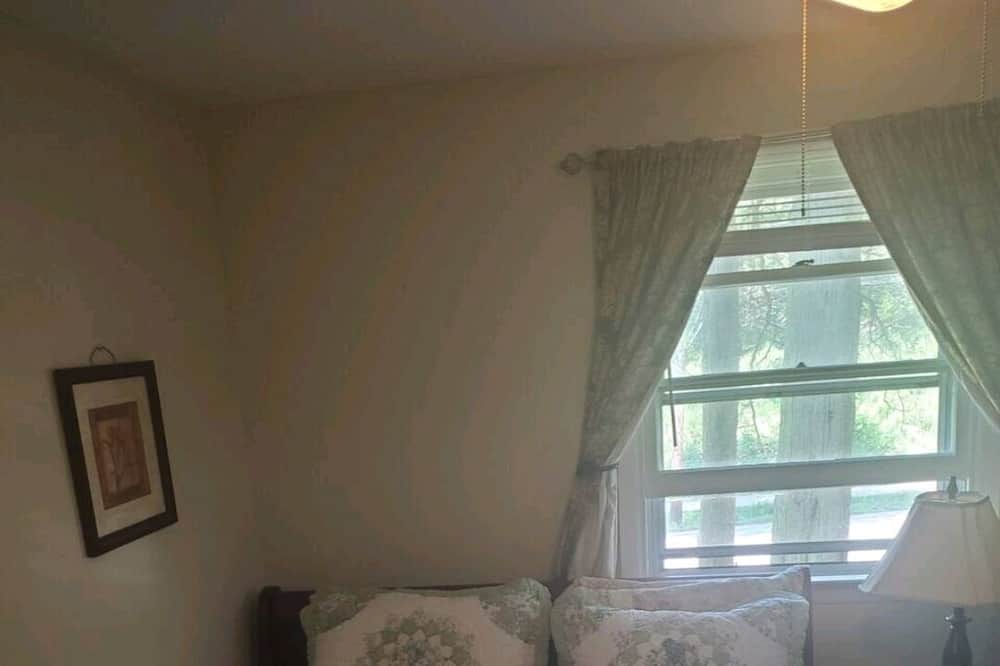 Photo of Bedroom in Chestnut Hill