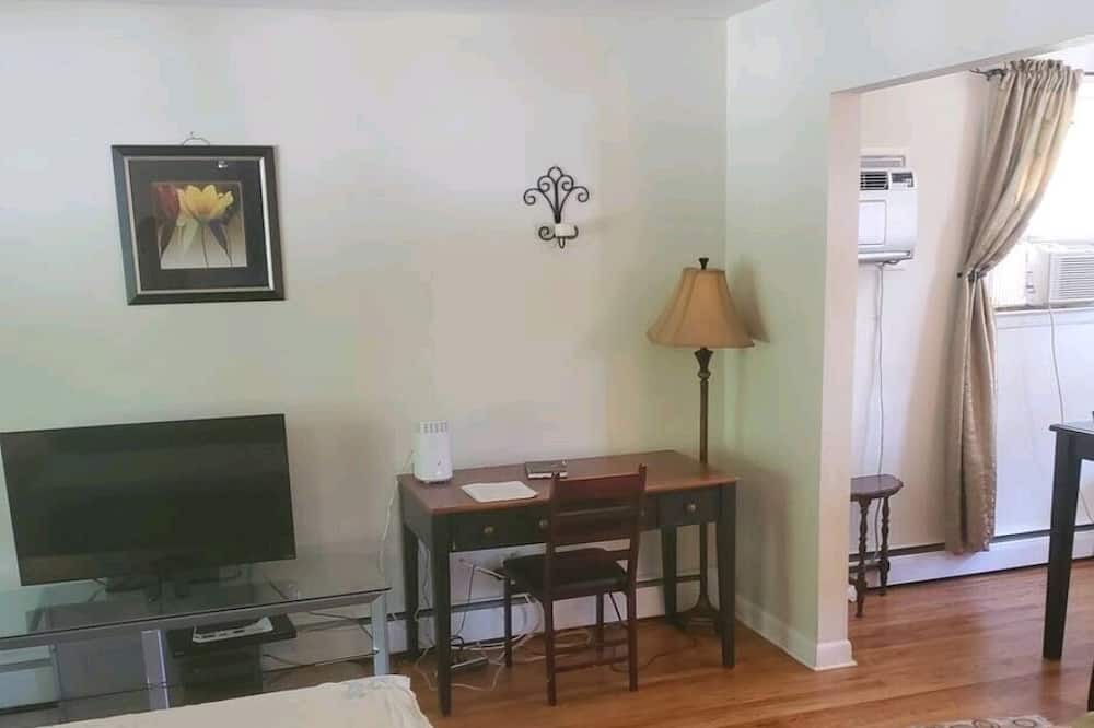 Photo of Bedroom in Chestnut Hill