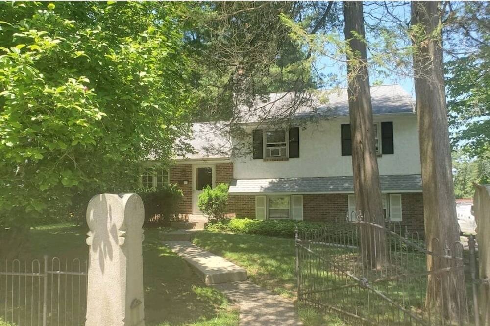 Photo of Outdoor in Chestnut Hill