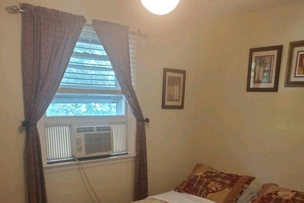 Photo of Bedroom in Chestnut Hill