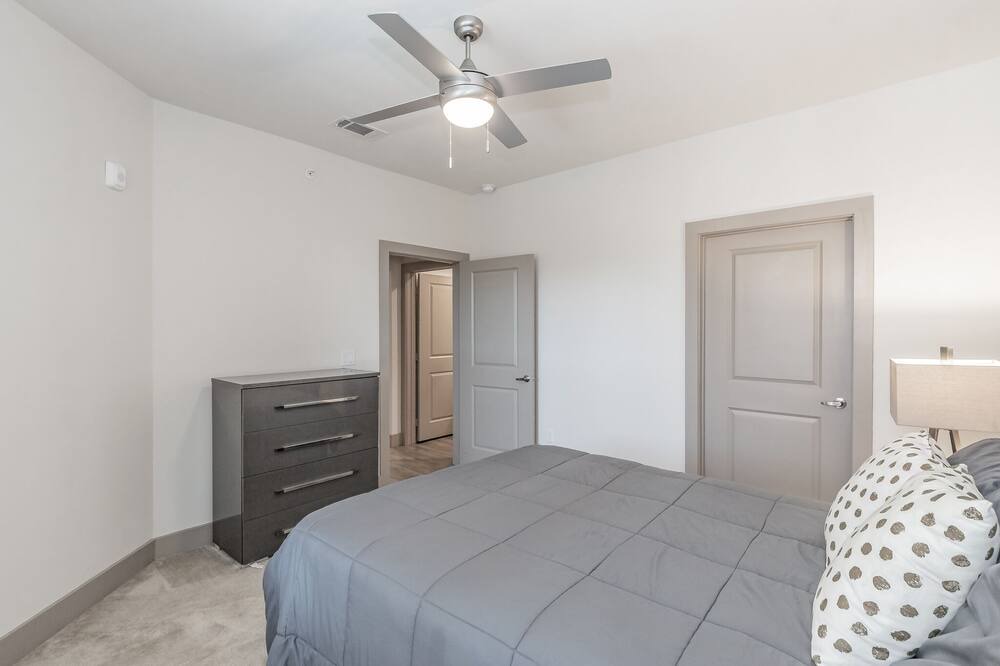 Photo of Bedroom in Lewisville