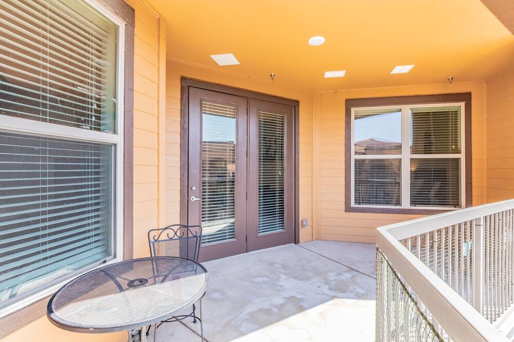 Photo of Patio Balcony in Lewisville