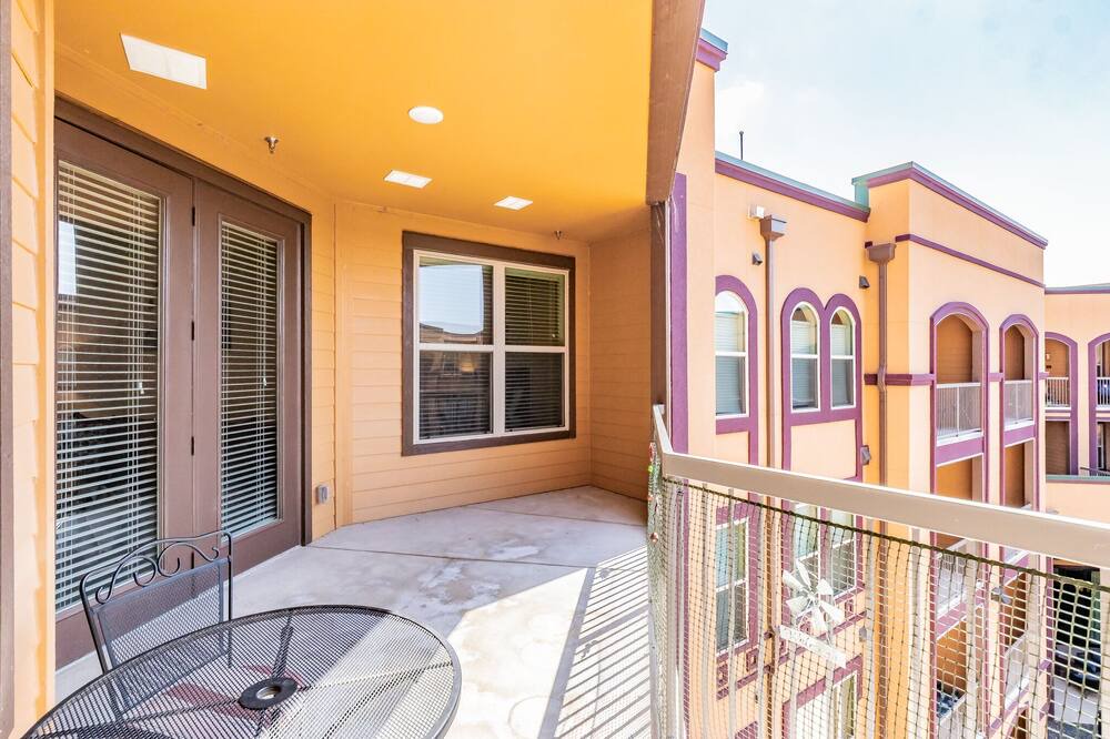 Photo of Bedroom in Lewisville