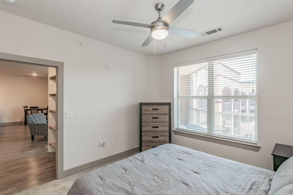 Photo of Bedroom in Lewisville