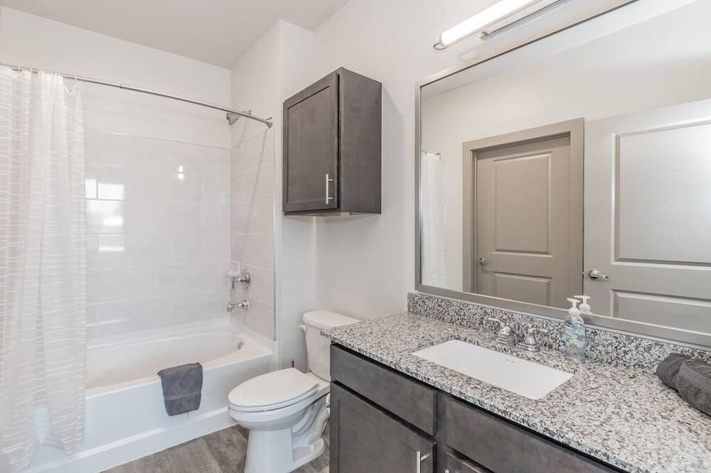 Photo of Bedroom in Lewisville