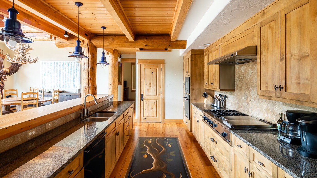 Photo of Kitchen in Saddle Ridge