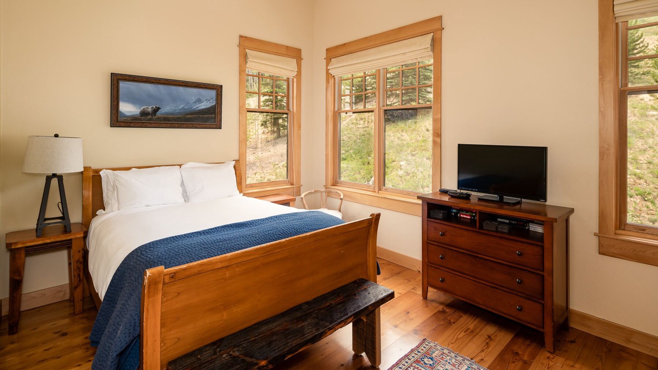 Photo of Others in Saddle Ridge