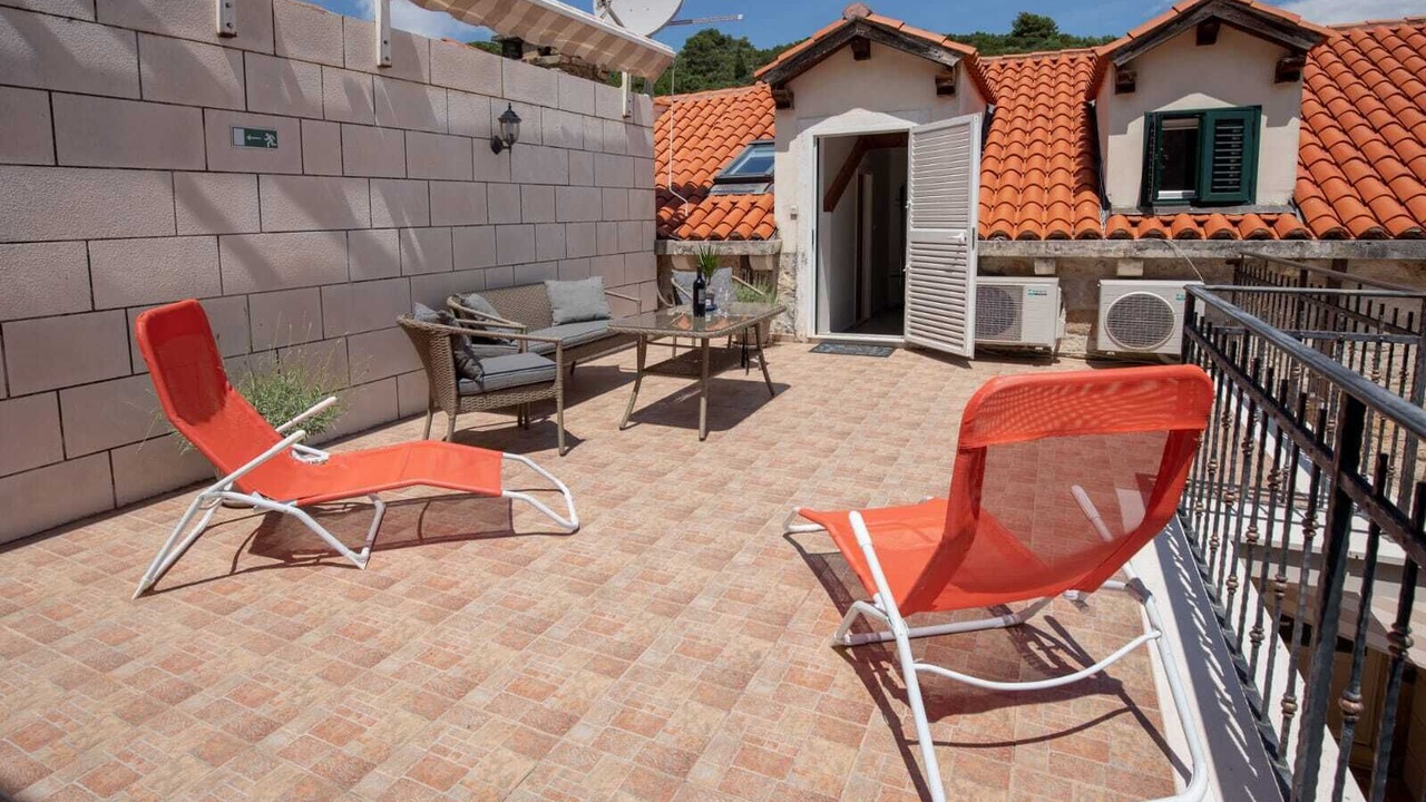 Photo of Patio Balcony in Sudurad