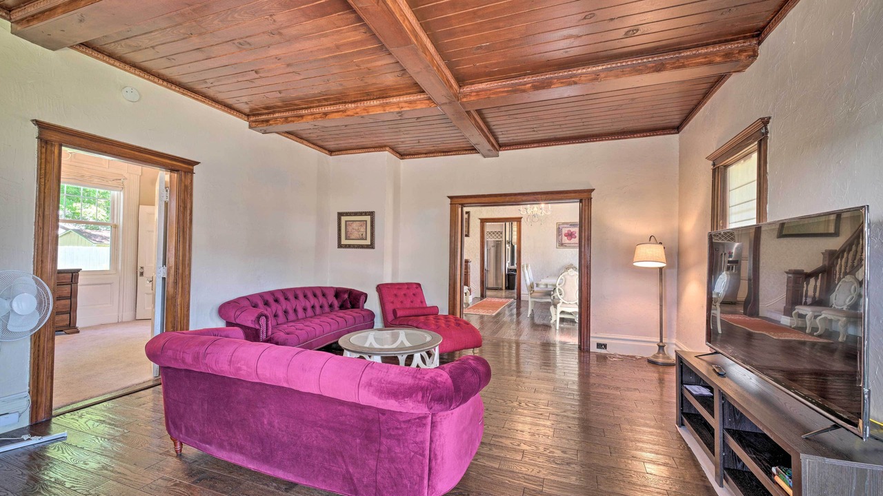 Photo of Livingroom in Gerry