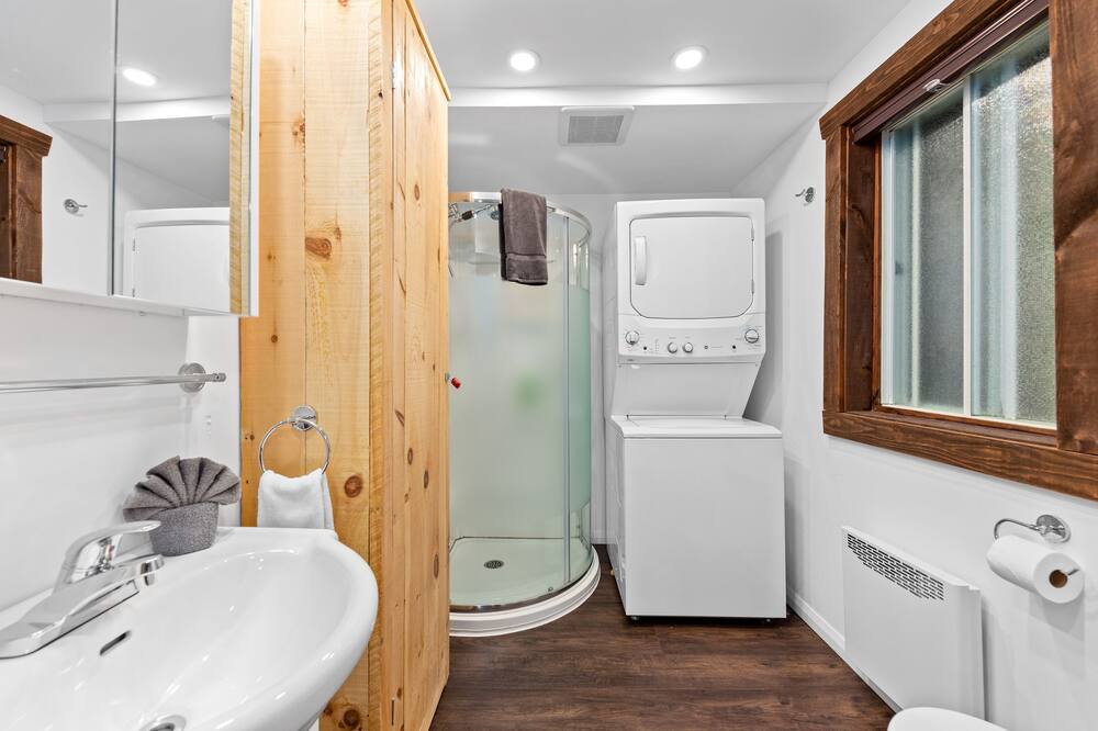Photo of Bathroom in Sainte-Lucie-des-Laurentides