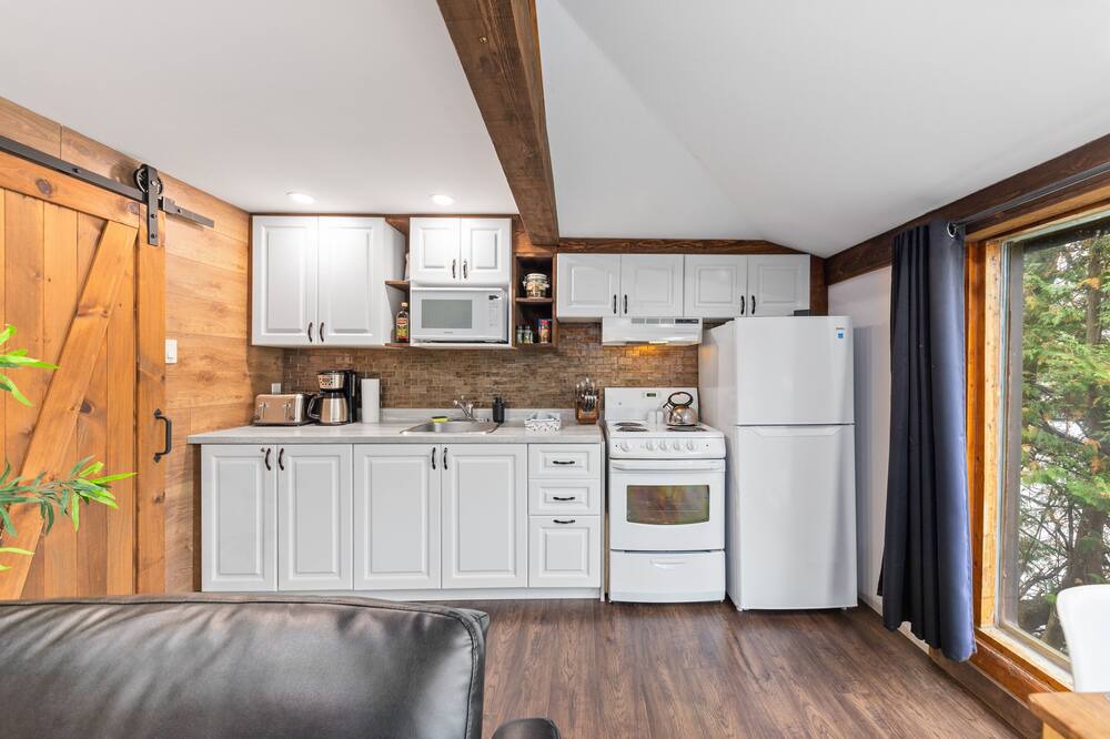 Photo of Kitchen in Sainte-Lucie-des-Laurentides