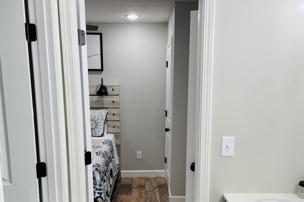 Photo of Others in Nelsonville