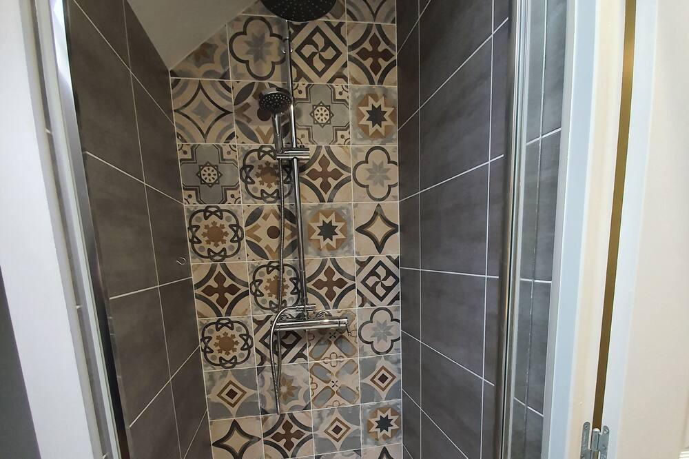 Photo of Bathroom in Provin