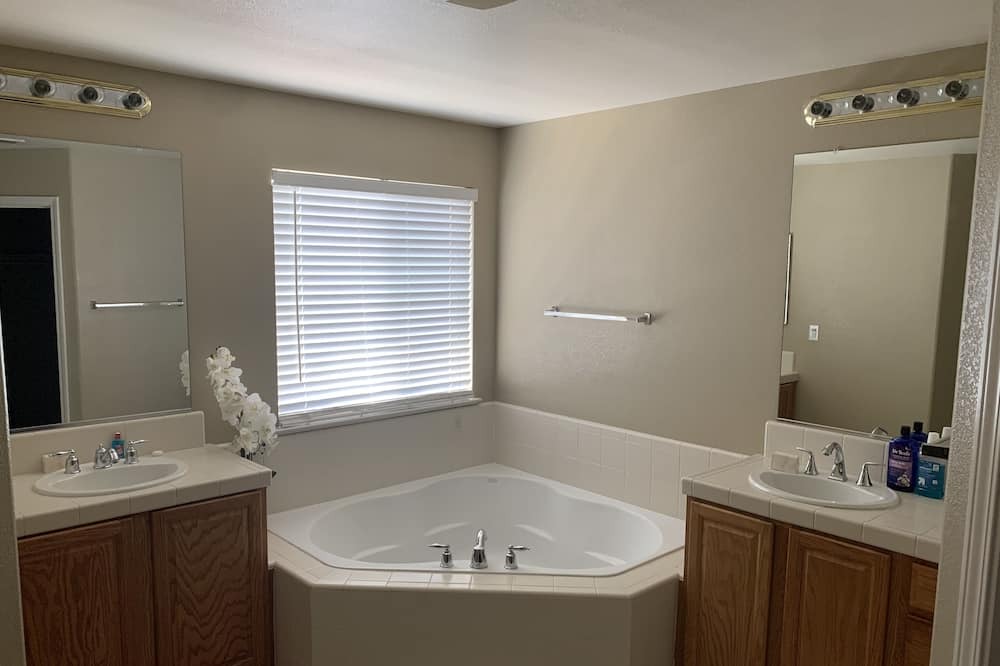 Photo of Bathroom in Patterson