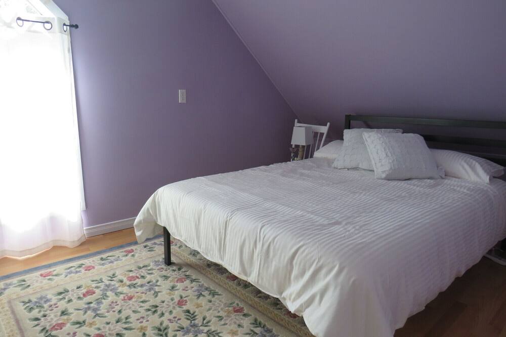 Photo of Bedroom in Barrington