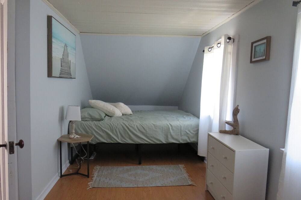 Photo of Bedroom in Barrington
