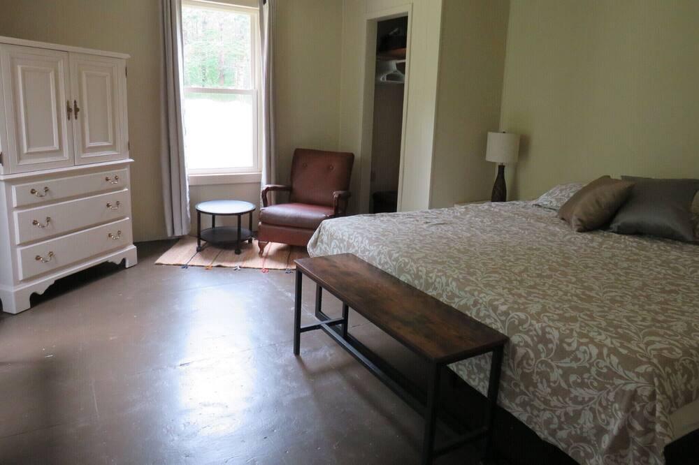 Photo of Bedroom in Barrington