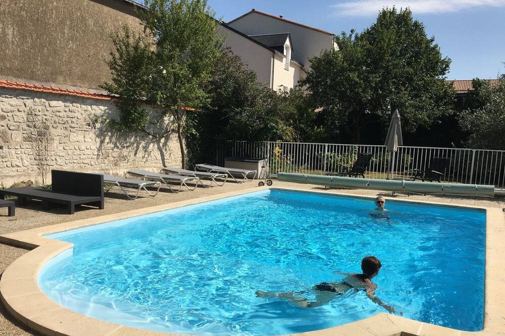 Photo of Outdoor in Lucon