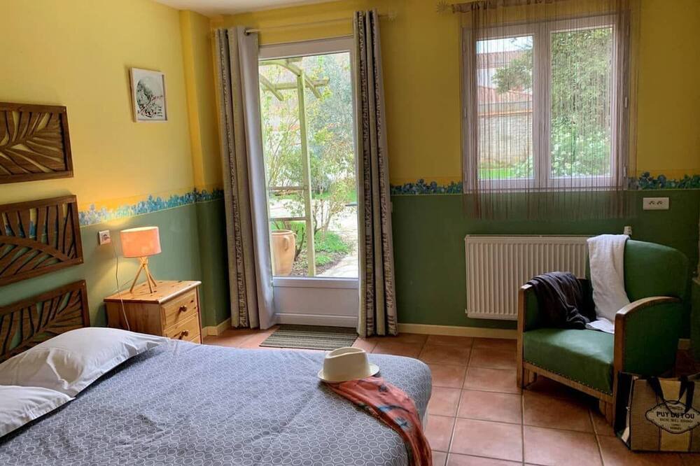 Photo of Bedroom in Lucon