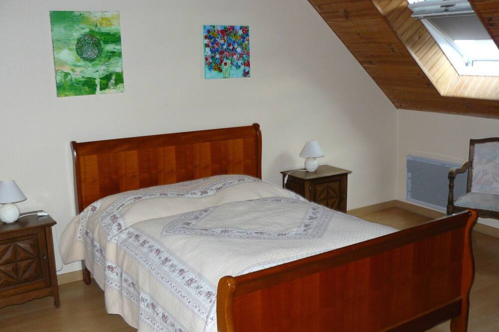 Photo of Bedroom in Questembert