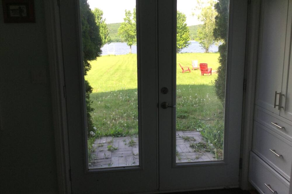 Photo of Bedroom in North Algona Wilberforce