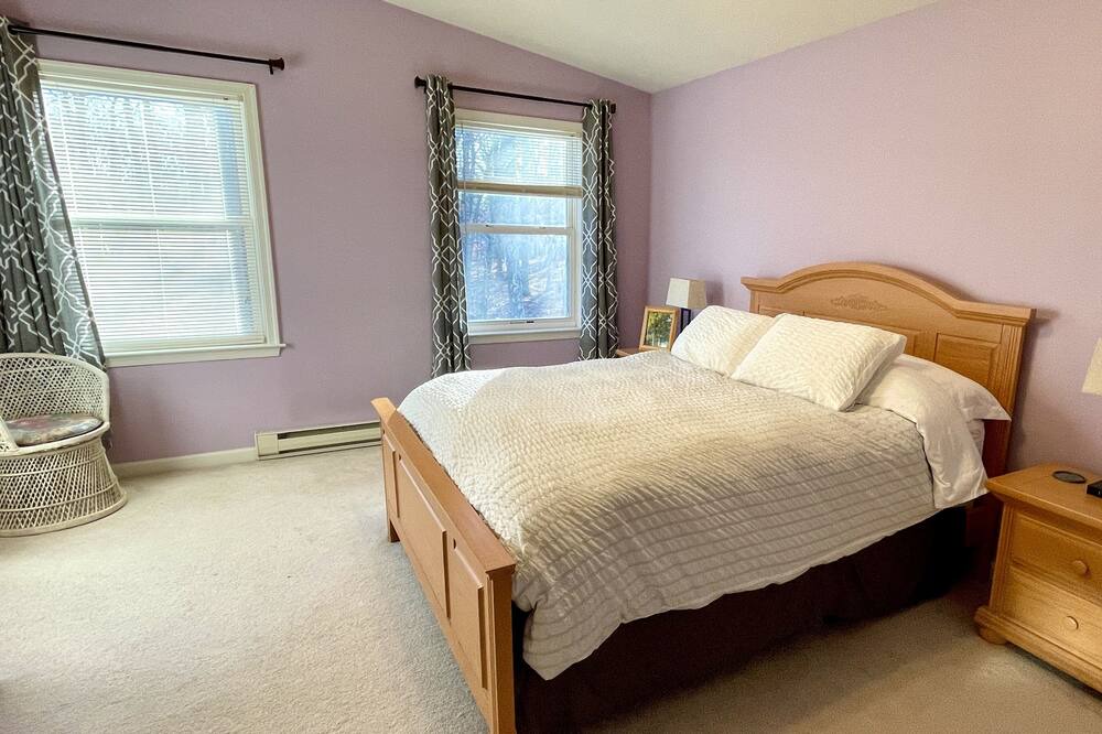 Photo of Bedroom in Rowland