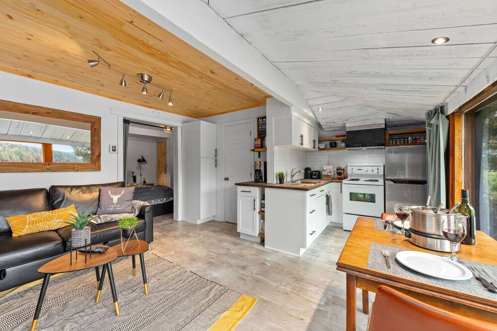 Photo of Kitchen in Sainte-Lucie-des-Laurentides