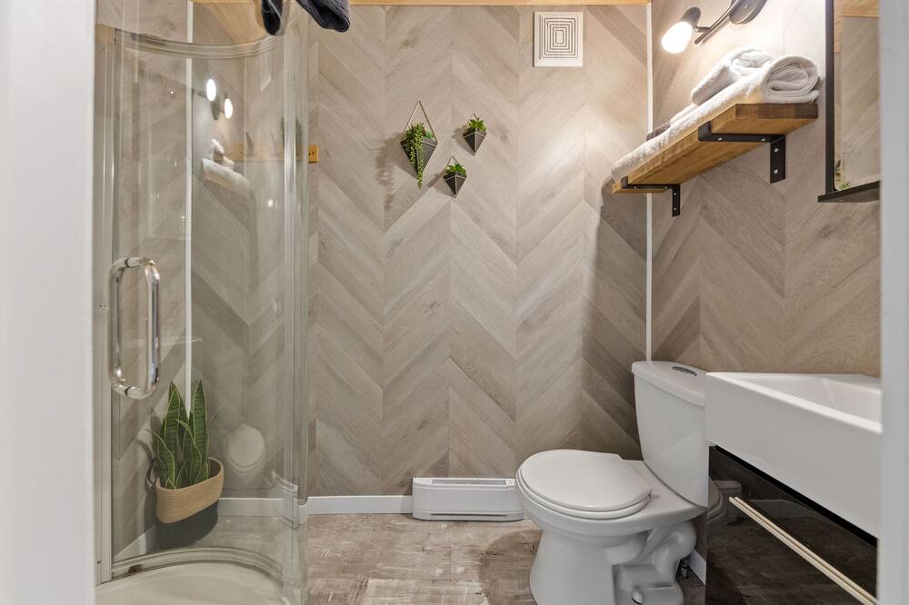 Photo of Bathroom in Sainte-Lucie-des-Laurentides