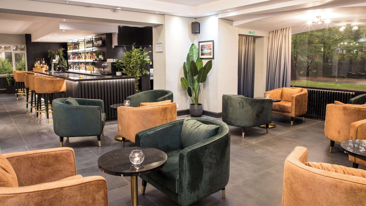 Photo of Others in Boscombe