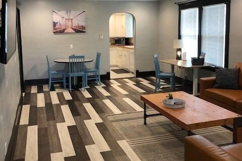 Photo of Livingroom in Kokomo