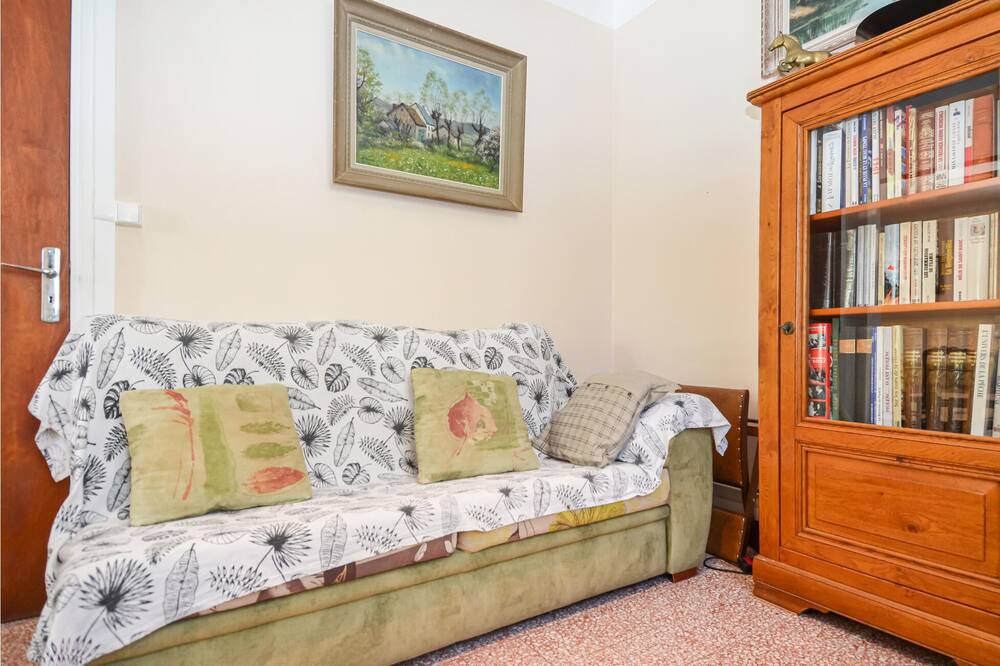 Photo of Bedroom in Piolenc