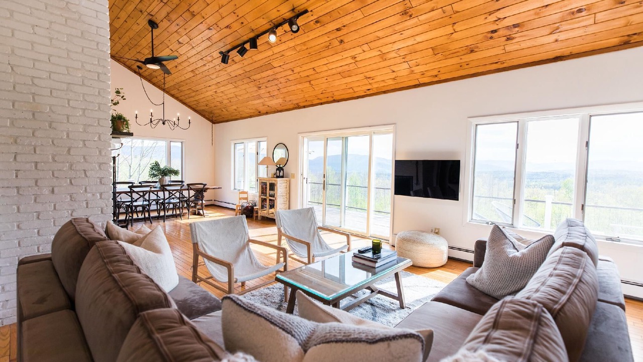 Photo of Livingroom in Jewett