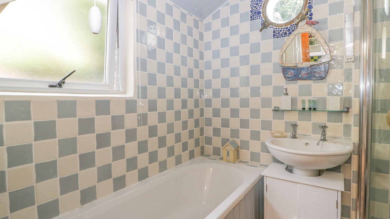 Photo of Others in Budleigh Salterton