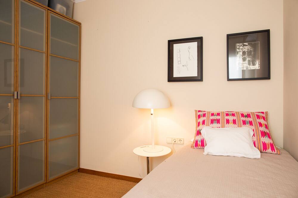 Photo of Bedroom in Sant Gervasi – la Bonanova