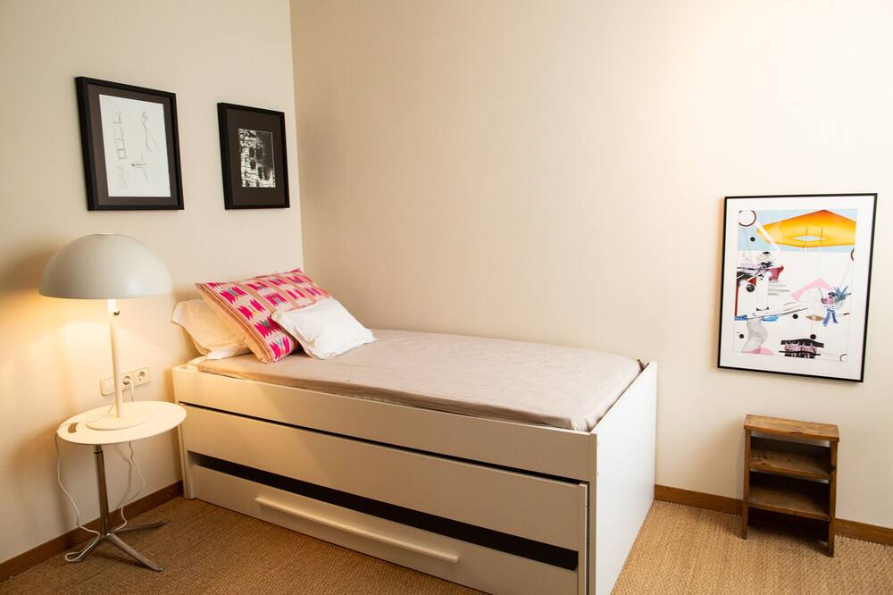 Photo of Bedroom in Sant Gervasi – la Bonanova