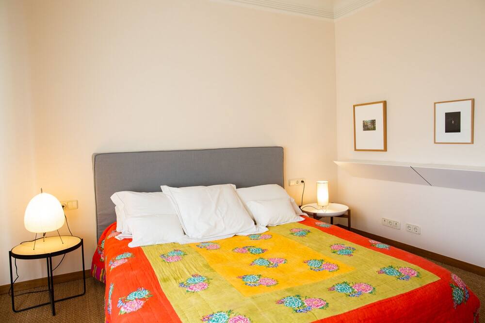 Photo of Bedroom in Sant Gervasi – la Bonanova