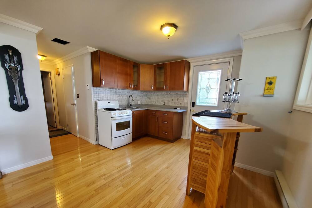 Photo of Kitchen in Deseronto