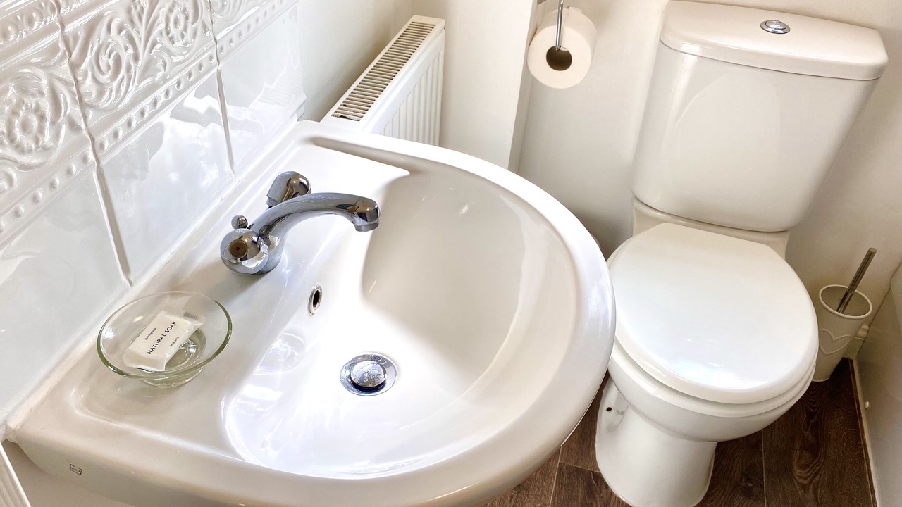 Photo of Bathroom in Hartwell