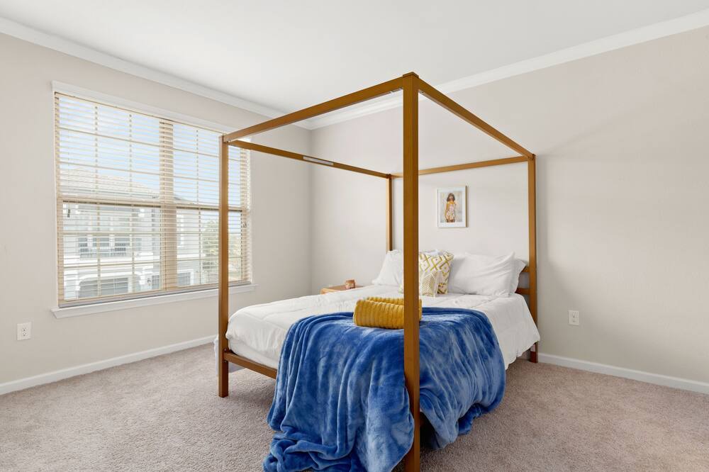 Photo of Bedroom in Medina Valley