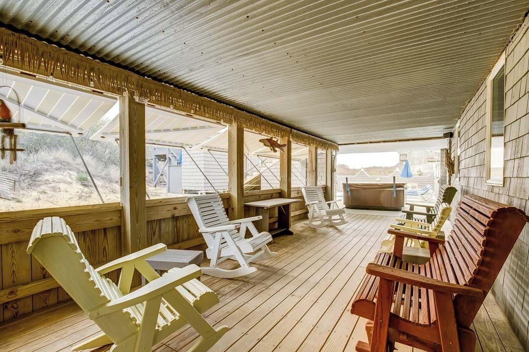 Photo of Patio Balcony in Whalehead Beach