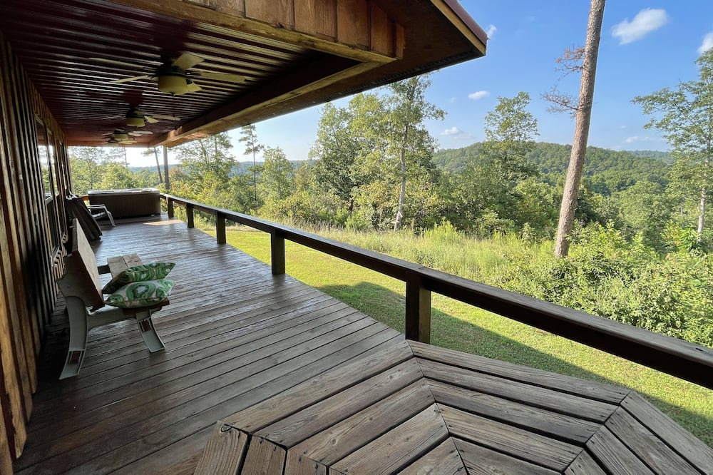 Photo of Patio Balcony in Doniphan