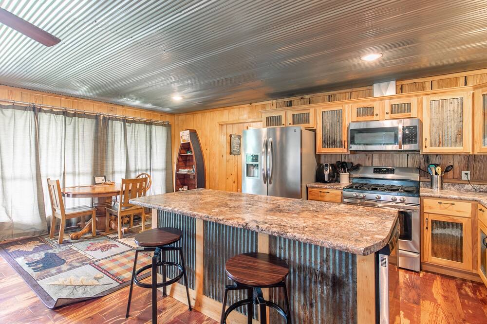 Photo of Kitchen in Doniphan