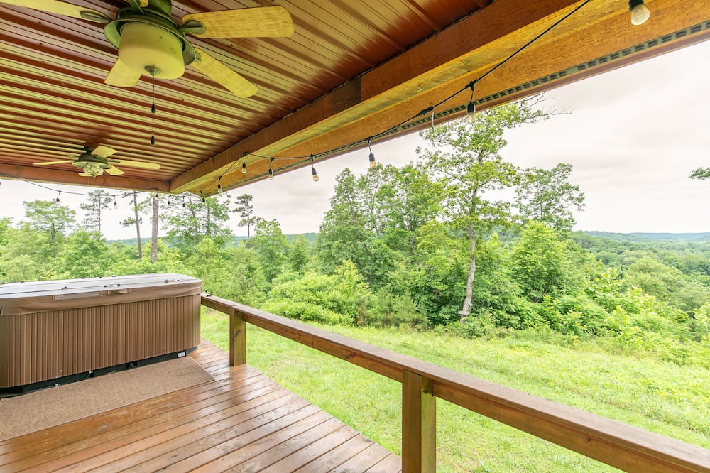 Photo of Patio Balcony in Doniphan