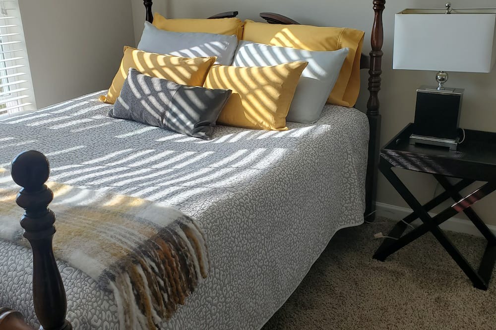 Photo of Bedroom in Acton