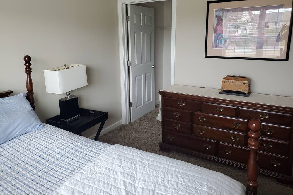 Photo of Bedroom in Acton