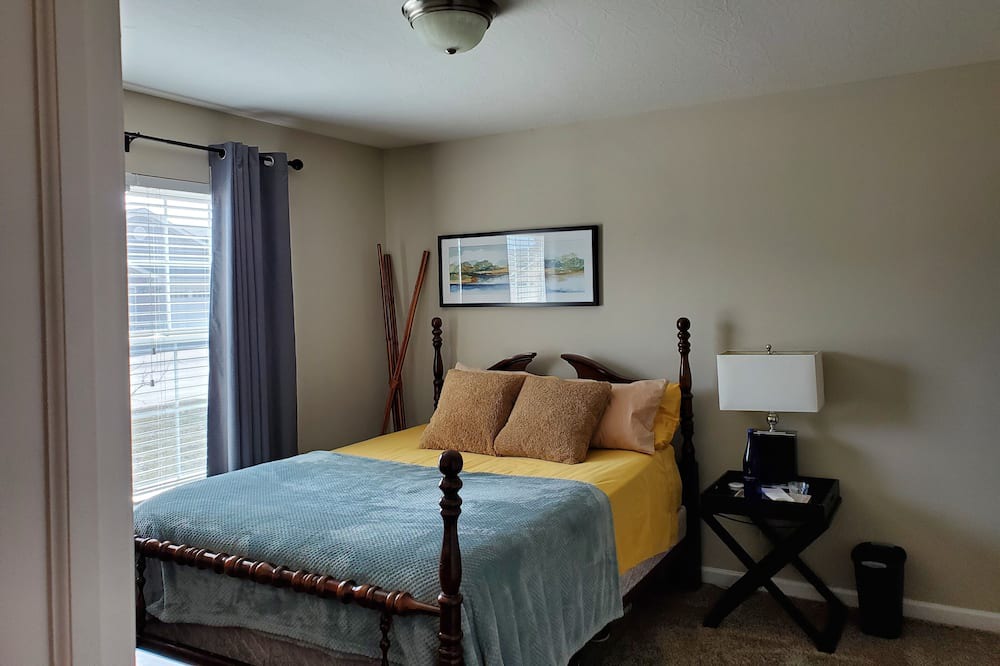 Photo of Bedroom in Acton