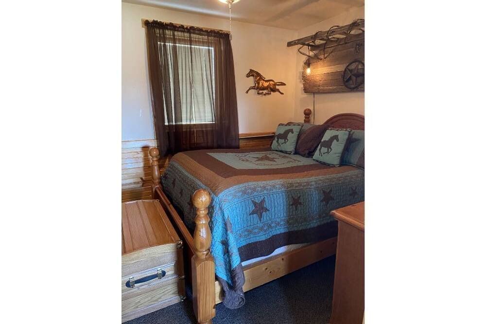 Photo of Bedroom in Max