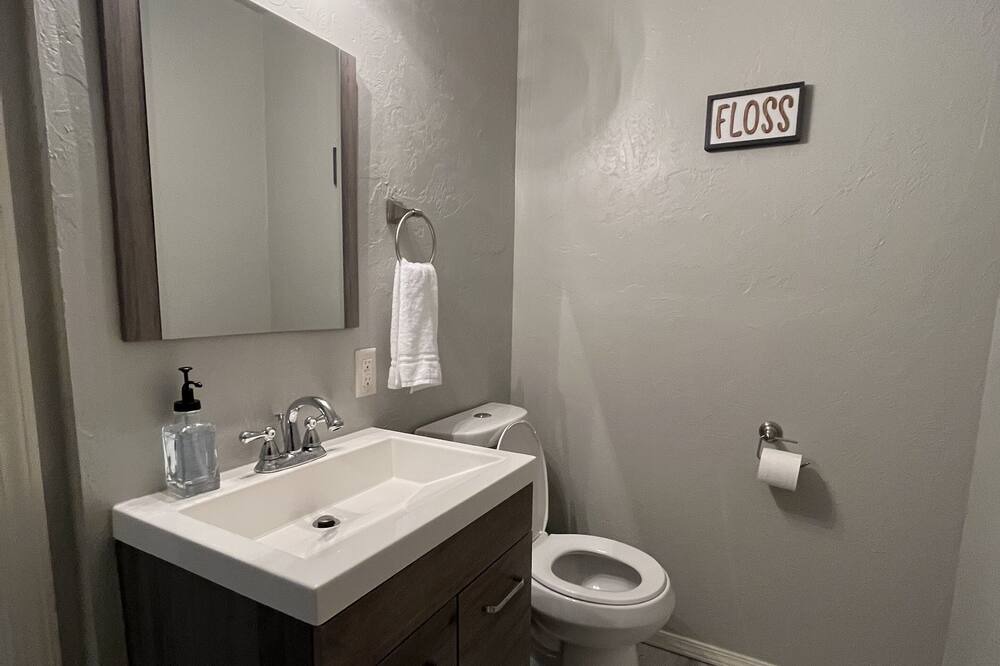Photo of Bathroom in South Oklahoma City