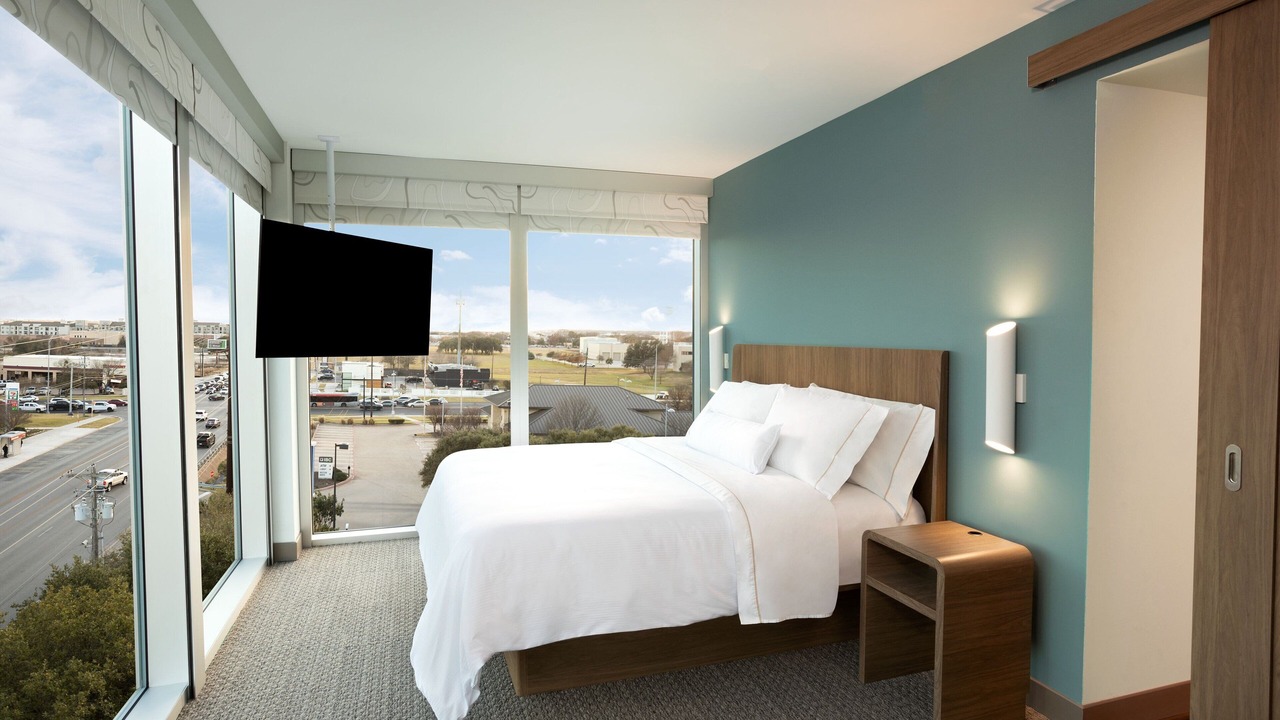 Photo of Bedroom in North Burnet