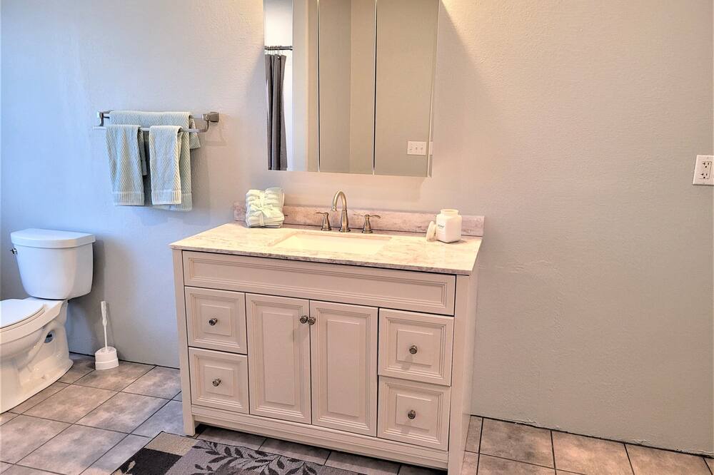 Photo of Bathroom in Tonto Basin